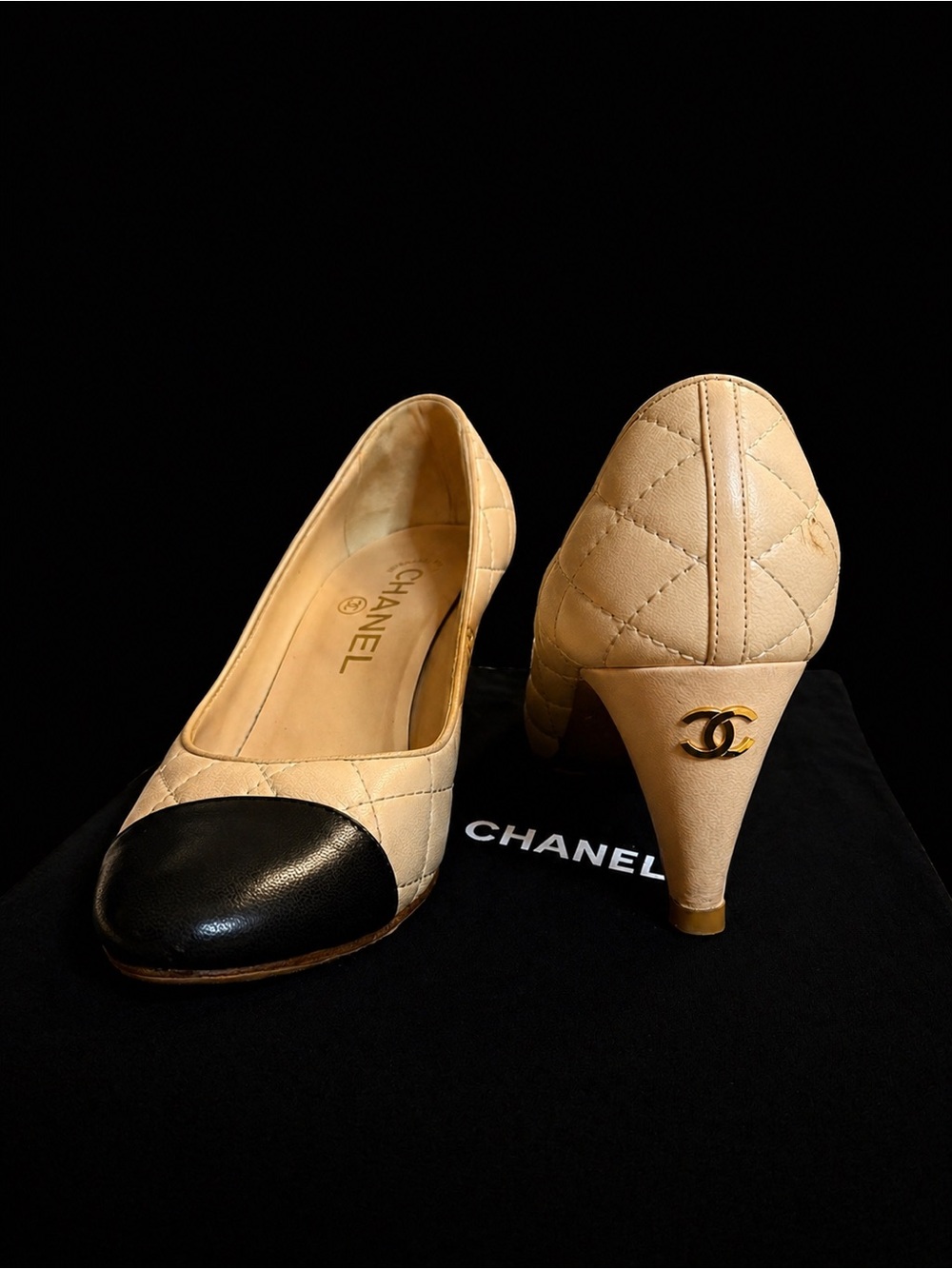 CHANEL Quilted Cap Toe CC Pumps in Beige & Black Leather - Picture 10 of 14